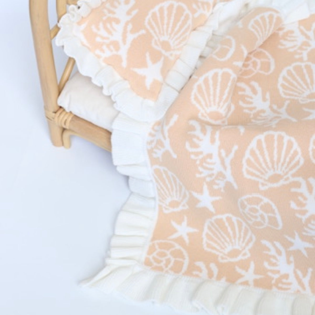 🎁 Frilled Shelly blanket + Pillow set in SAND doll bedding (100% off)