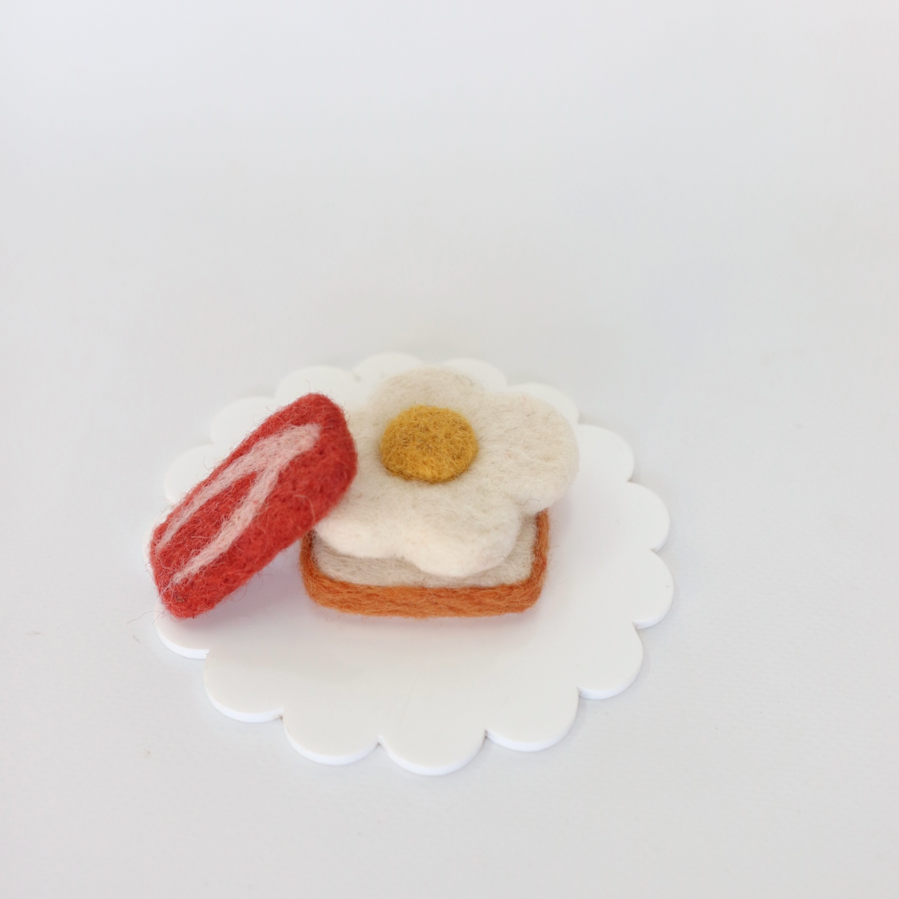 Mini Bacon + Eggs and Toast set
