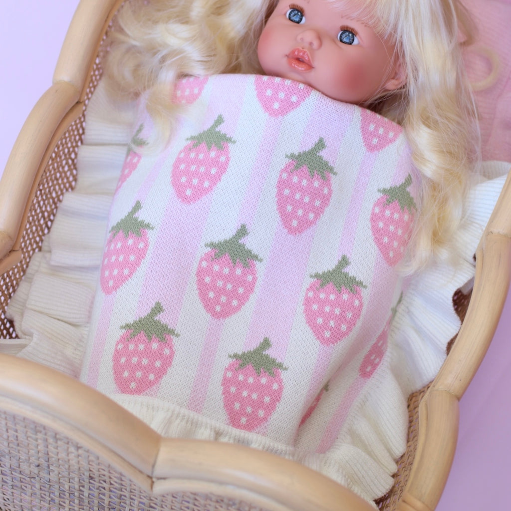 IN STOCK Strawberry frilled doll Blanket