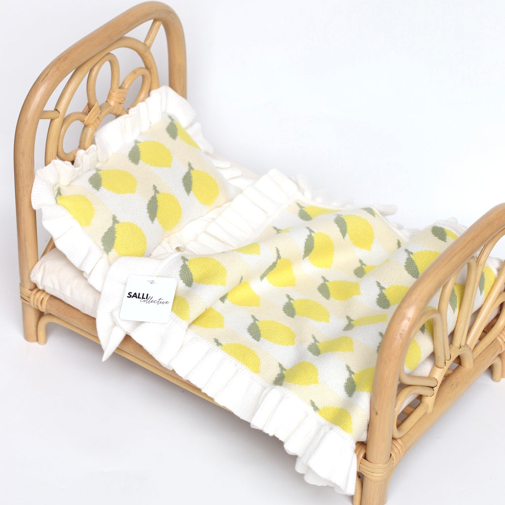 IN STOCK Freshly squeezed frilled doll Blanket + Pillow set