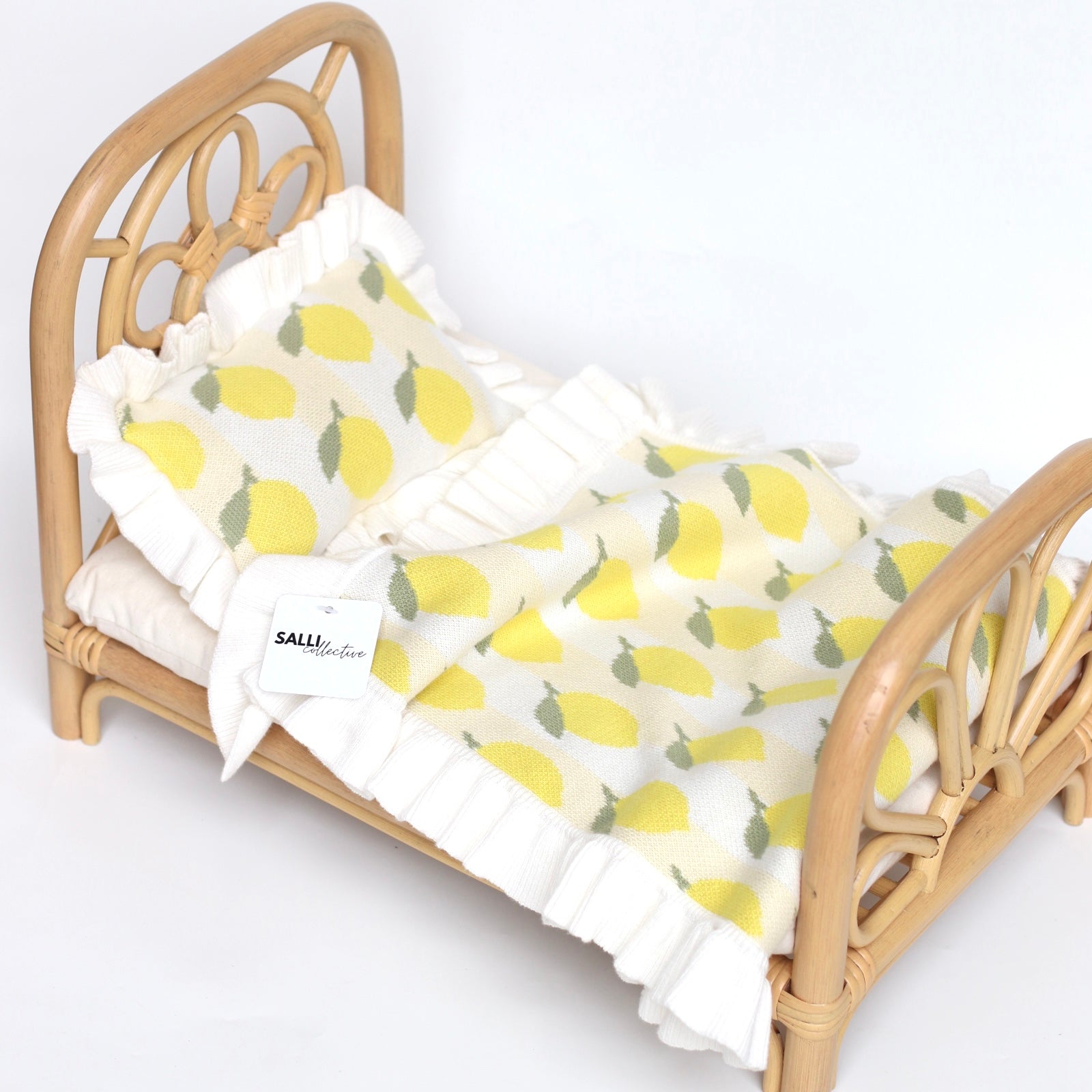 IN STOCK Freshly squeezed frilled doll Blanket + Pillow set