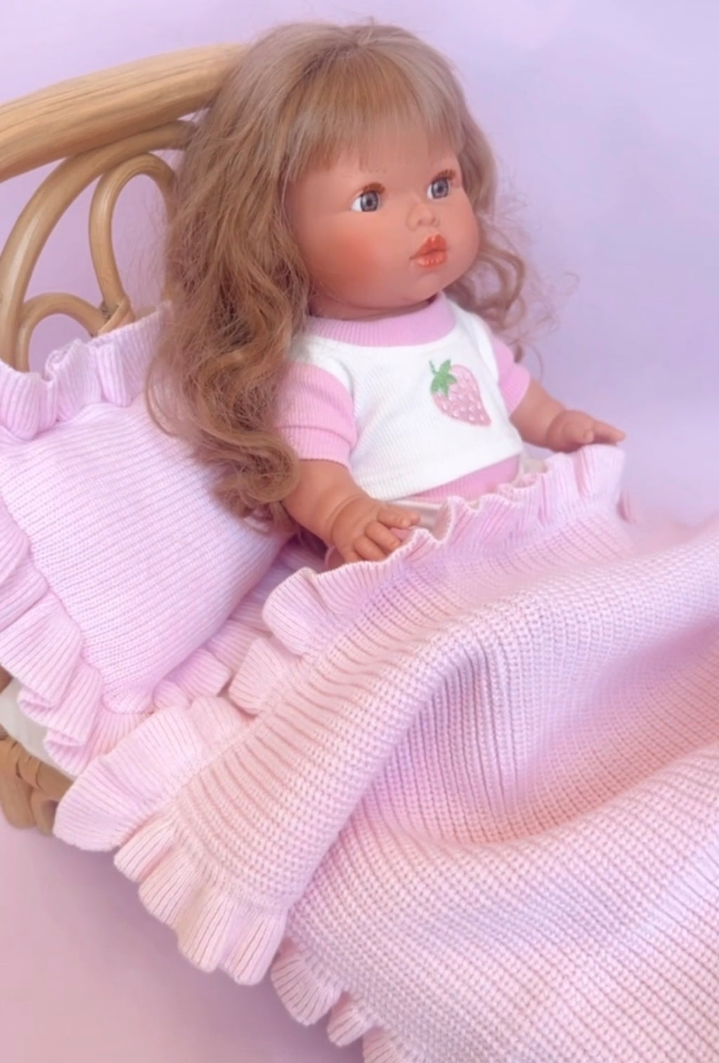 SECONDS Pink frilled doll blanket + Pillow set 60% off!!!
